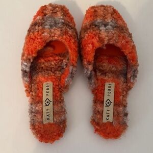 Katy Perry Orange and Gray Fuzzy Shoes Size 5